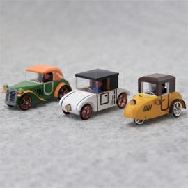 木のミニカー３台セット