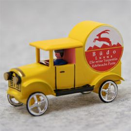 宣伝カー B