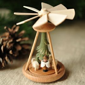 【xmas限定販売】 ミニピラミッド 羊飼い 074174