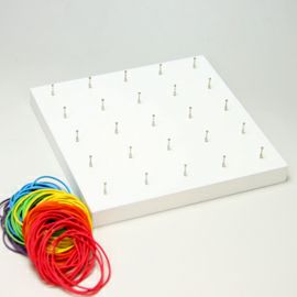 童具館 ピンボード四角