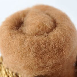 ヴォルマヌファクトゥアフィルゲス Woll-Manufaktur Filges 草木染め羊毛 メルヘンウール単色 01薄茶