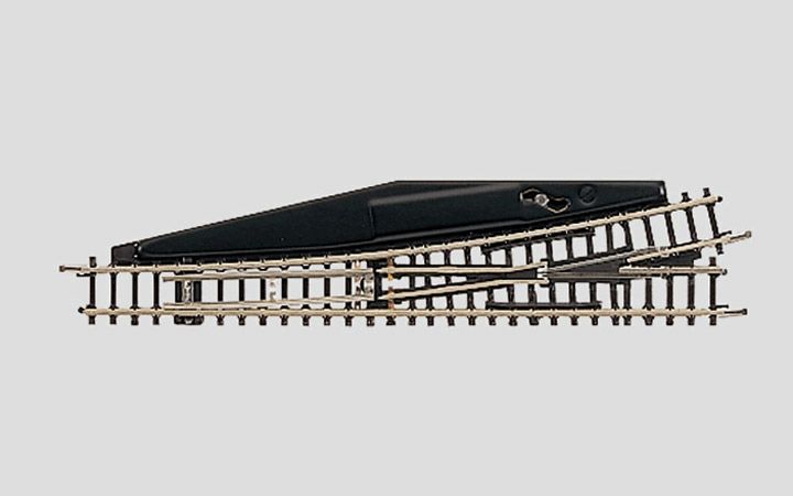 maerklin/メルクリン 8562 電動ポイントレール left L:110mm 13°r:490mm for Z