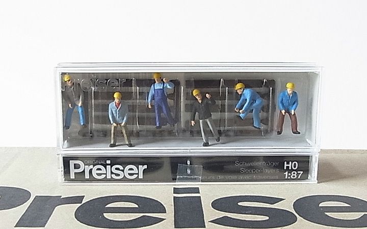 Preiser/プライザー 10034 HO 1/87 枕木を運ぶ作業員