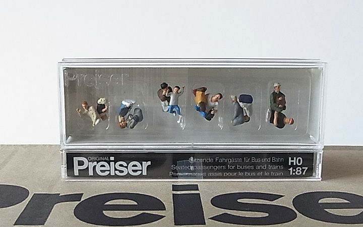Preiser/プライザー 10386 HO 1/87 座っている乗客（バス・列車用）