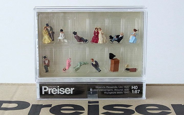 Preiser/プライザー 12045 HO 1/87 1847年頃の座っている乗客