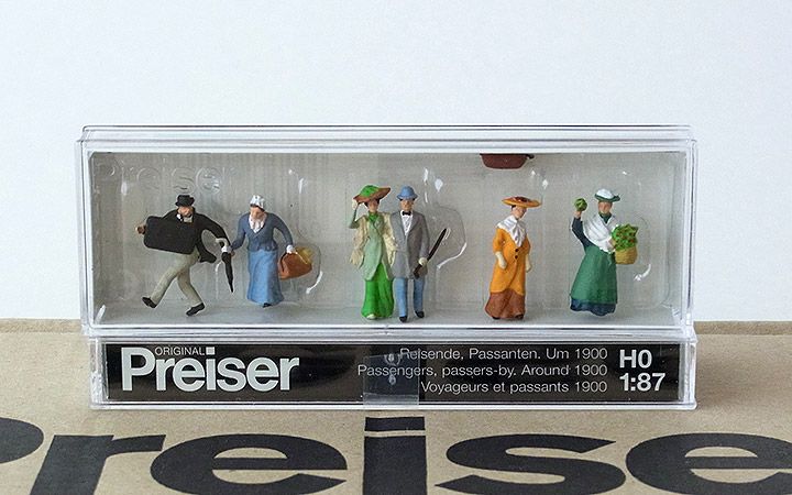 Preiser/プライザー 12138 HO 1/87 1900年頃の乗客と通行人