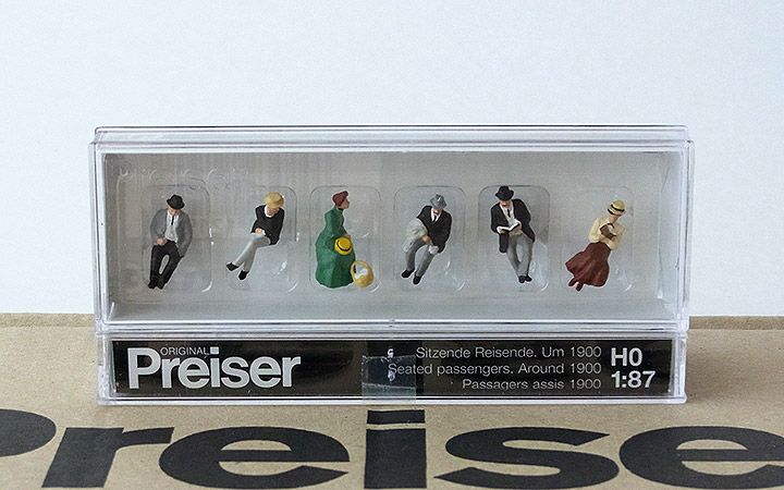 Preiser/プライザー 12190 HO 1/87 1900年頃の座っている乗客