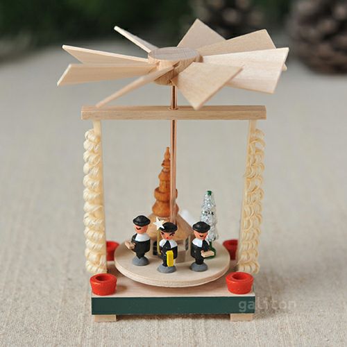 【xmas限定販売】 ミニピラミッド 教会と聖歌隊 074079