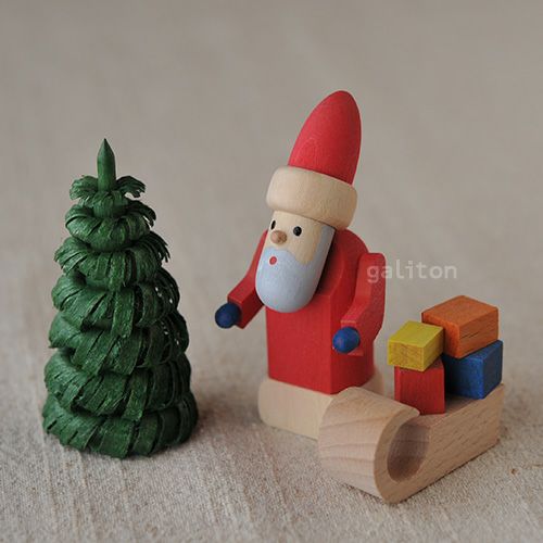 【xmas限定販売】 ザイフェナーフォルクスクンスト Seiffener Volkskunst サンタとソリ 色付