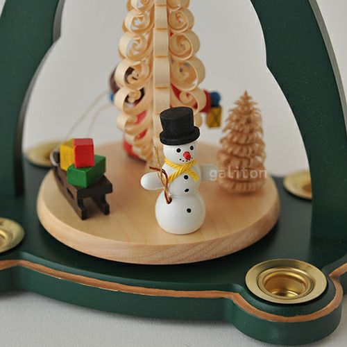 【xmas限定販売】 クリスマスピラミッド アルビンプライスラー Albin Preissler サンタの贈り物 緑 085437G