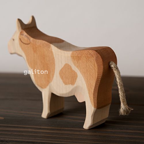 オストハイマー Ostheimer うし メス 茶ぶち 上向き