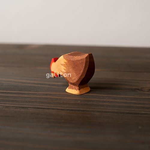 オストハイマー Ostheimer めんどり 茶 下向き