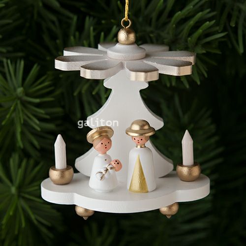 【xmas限定販売】《クリスマスオーナメント》 クリスティアンウルブリヒト Christian Ulbricht ピラミッドと聖家族 白