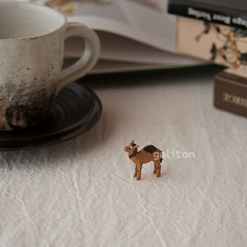 クリスティアンヴェルナー Christian Werner らくだの子（小）