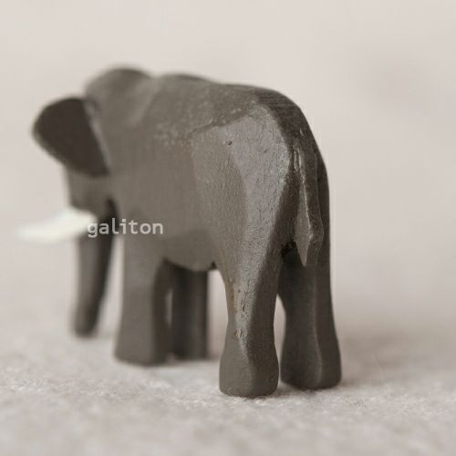 クリスティアンヴェルナー Christian Werner ぞうの子（小）