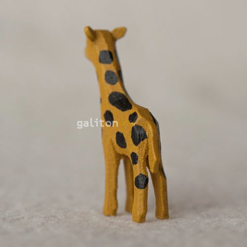 クリスティアンヴェルナー Christian Werner きりんの子（小）