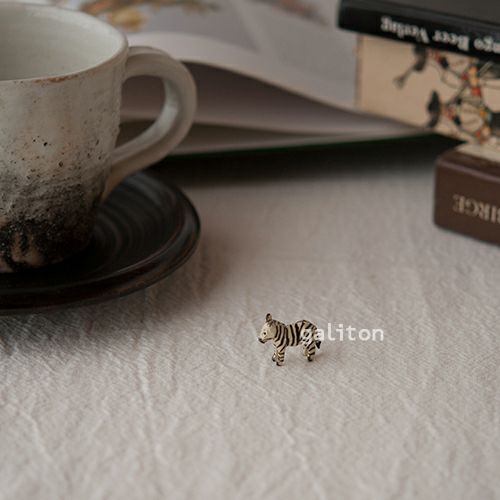 クリスティアンヴェルナー Christian Werner しまうまの子（小）