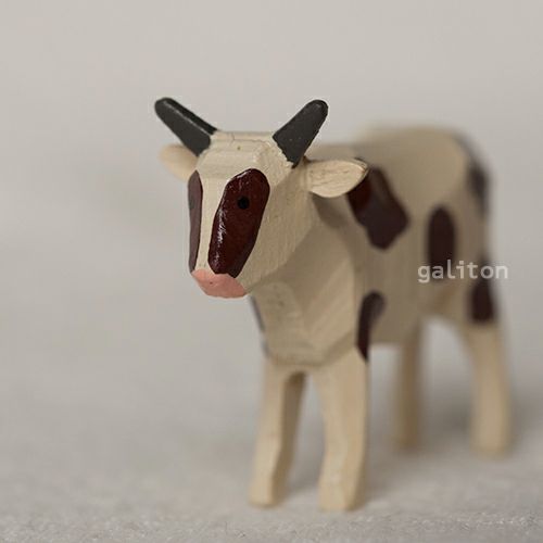 クリスティアンヴェルナー Christian Werner ウシ 茶ブチ オス（小）