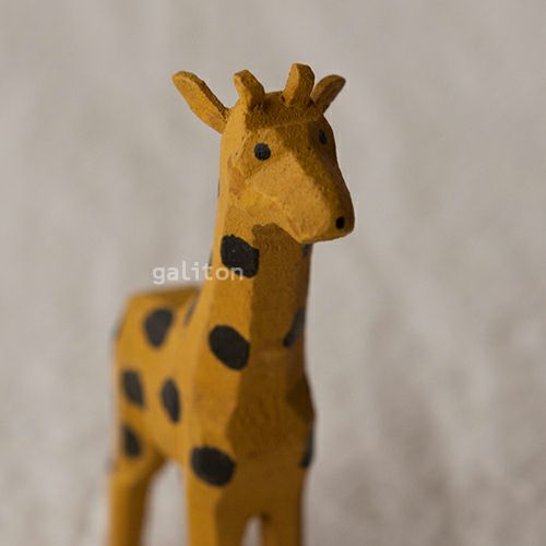 クリスティアンヴェルナー Christian Werner きりん（小）