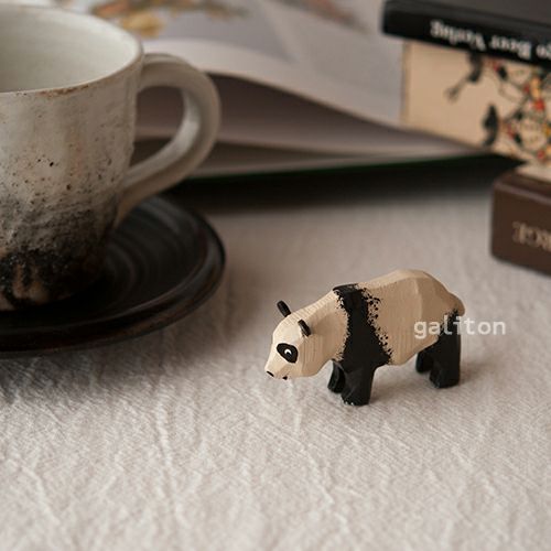 クリスティアンヴェルナー Christian Werner パンダ オス 歩き（大）