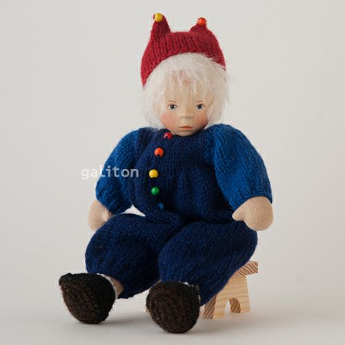 Elisabeth Pongratz ポングラッツ人形 ソフト（小） L026 ニット赤帽子青服