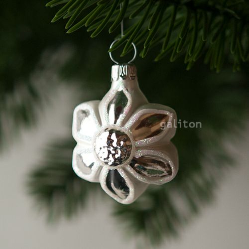 【xmas限定販売】 グラスオーナメント 花6弁 白銀 30167A