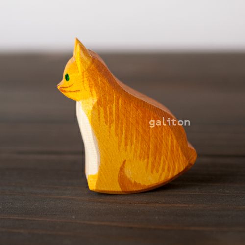 オストハイマー Ostheimer ねこ 茶 座り