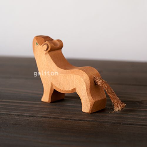 オストハイマー Ostheimer ライオンの子 上向き