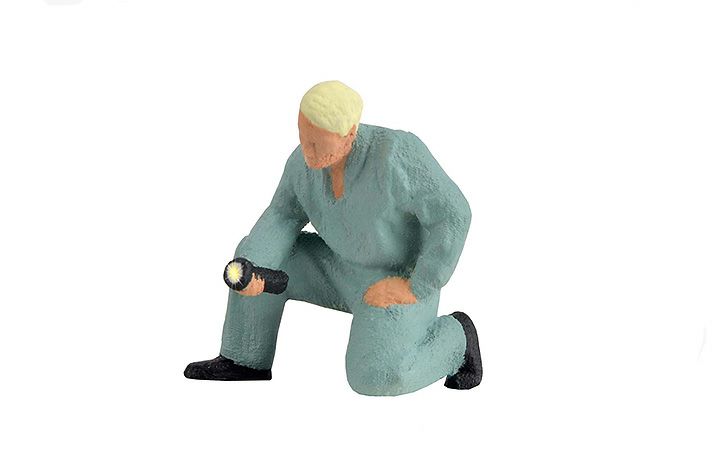 Viessmann/フィースマン 1539 ハンドライトを持つ自動車メカニック for HO