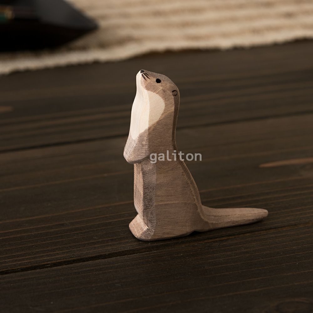 オストハイマー Ostheimer ラッコ 立ち