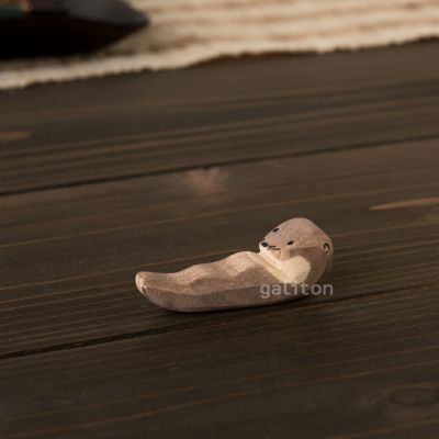 オストハイマー　シカ　アナグマ　ネコ　イヌ　カササギ　ニワトリ オストハイマー シカ アナグマ ネコ イヌ カササギ ニワトリ