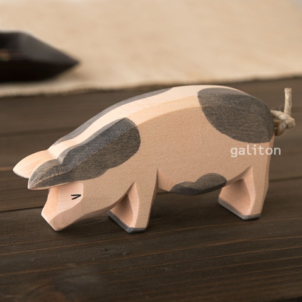 オストハイマー Ostheimer ぶた ブチ 下向き