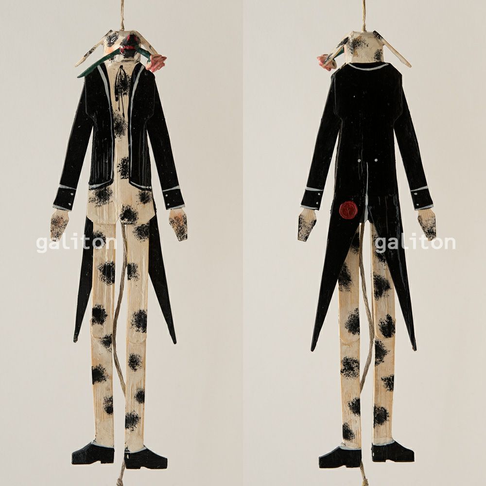 Oberammergauer Schnuerlkasperl なたのハンペルマン 犬とバラ