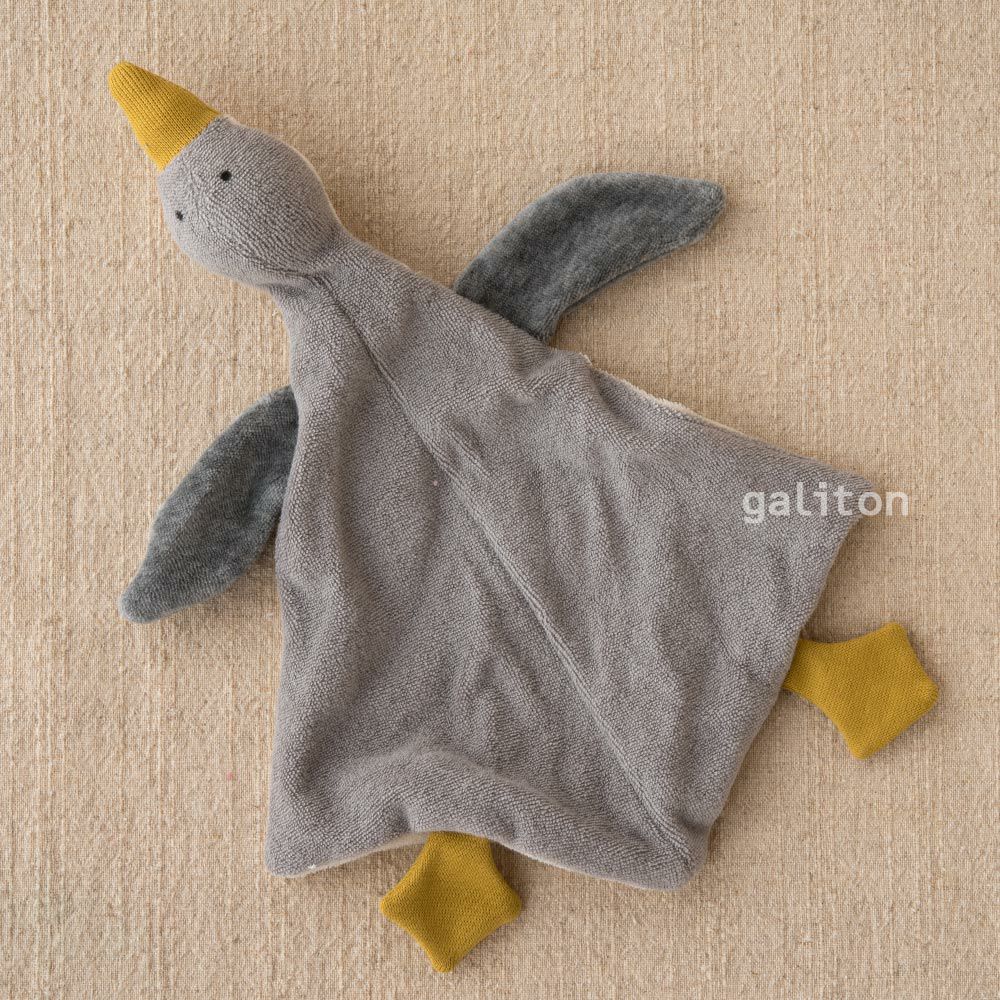 ナンヒェン Nanchen ほおずり人形 グースグレー